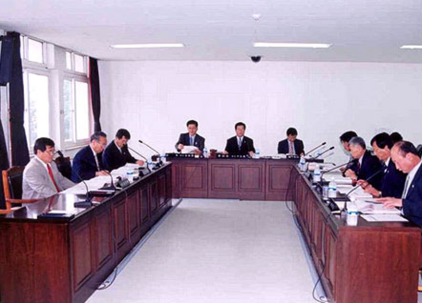 제110회 예산결산특별위원회장_0