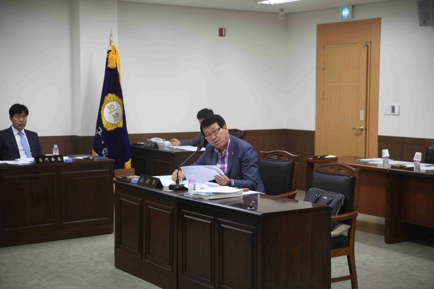제239회 금산군의회 임시회 산업건설위원회_1