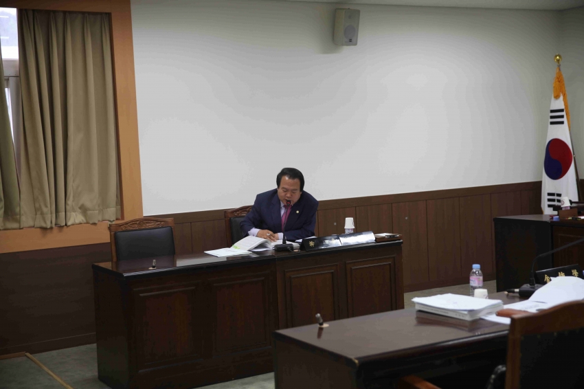 제239회 금산군의회 임시회 산업건설위원회_2