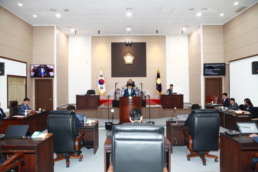 제302회 금산군의회 1차 정례회_3