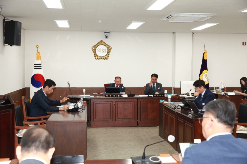 제302회 금산군의회 1차 정례회_5