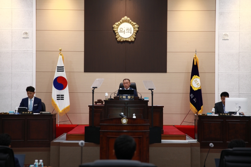 제9대 금산군의회 전반기 의장 보궐선거_0
