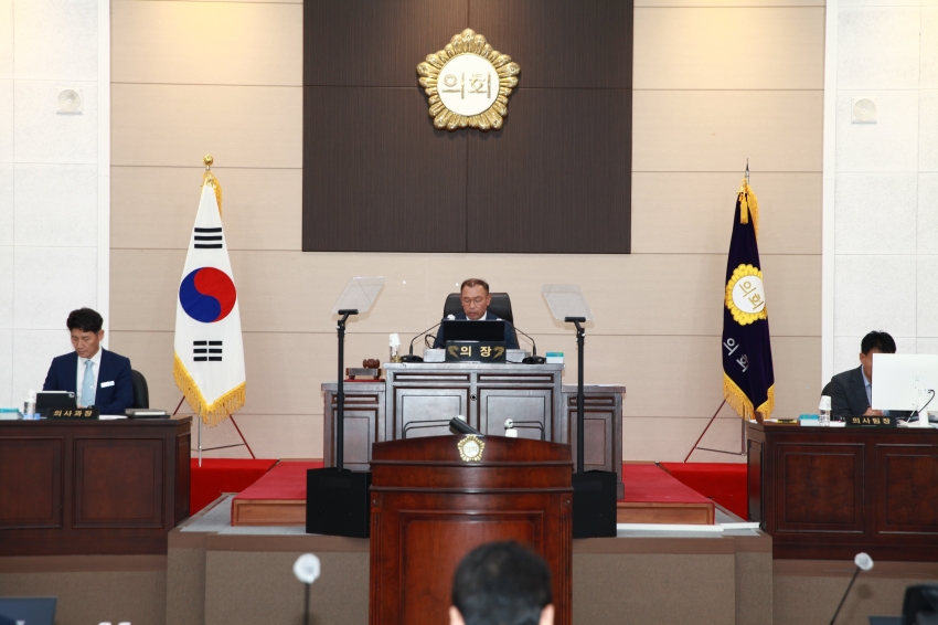 제9대 금산군의회 전반기 의장 보궐선거_4