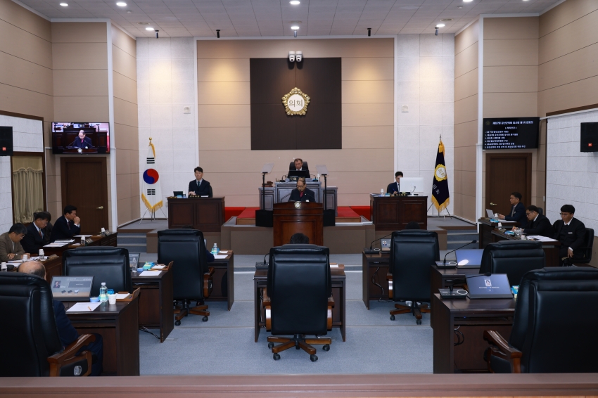 제327회 금산군의회 임시회_0