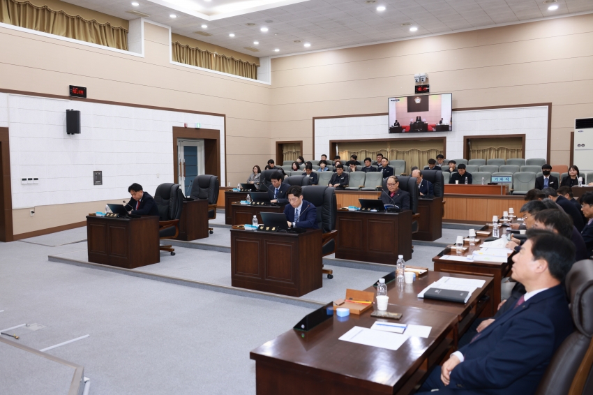 제327회 금산군의회 임시회_8