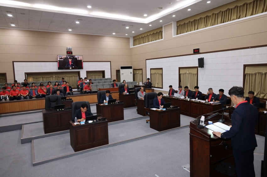 제330회 금산군의회 임시회_8
