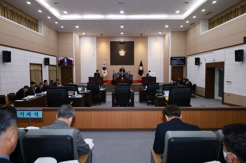 제333회 금산군의회 2차 정례회 개회식_1